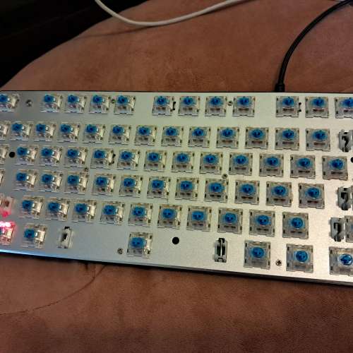 METOO ZERO X08 RGB Mechanic Keyboard 青軸 機械鍵盤