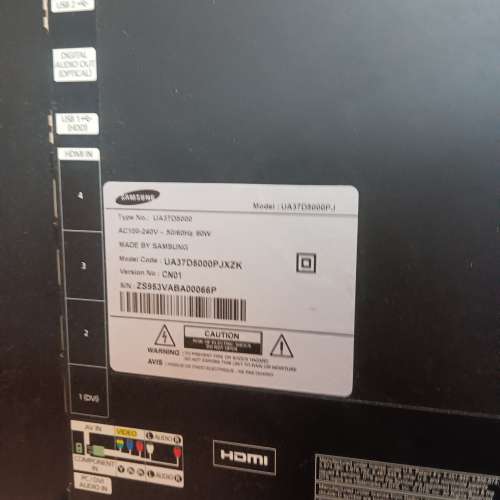 Samsung 37寸 舊电视，包機,搖控,电源線,脚架。