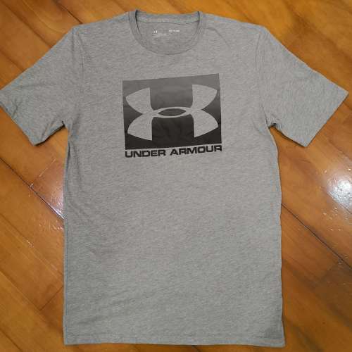 Under Armour 60/40 Cotton-Polyester, Charged Cotton Tee T-shirt, Size S, Chest 9