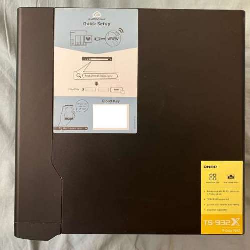 QNAP TS-932X，已升級 16GB RAM，連 4 隻 WD4002FYYZ 4TB HDD + 3 隻 HIKVISION 1T...