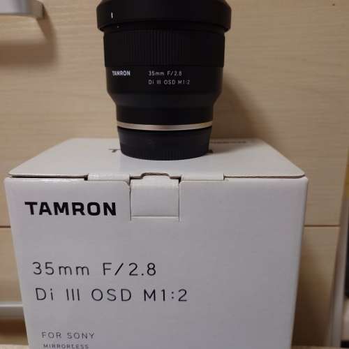 Tamron 35mm F/2.8 Di III OSD M1:2 for Sony E-Mount (Model F053)