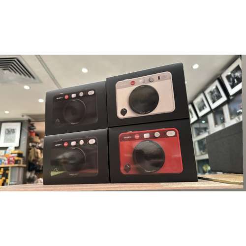 Leica Hybrid Instant Camera Sofort 2 (black red white)