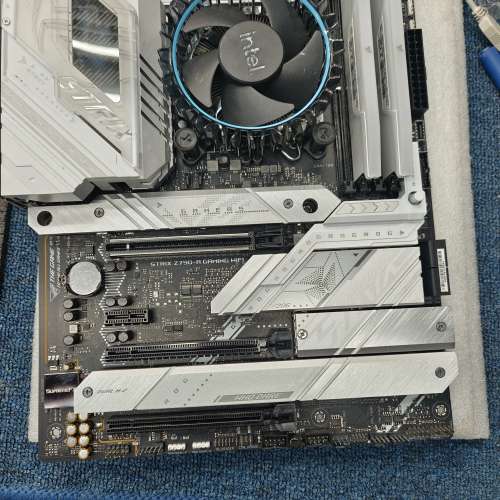 rog strix z790-a gaming wifi，海盜船rgb d5 6000hz 32gb d5，可分開買