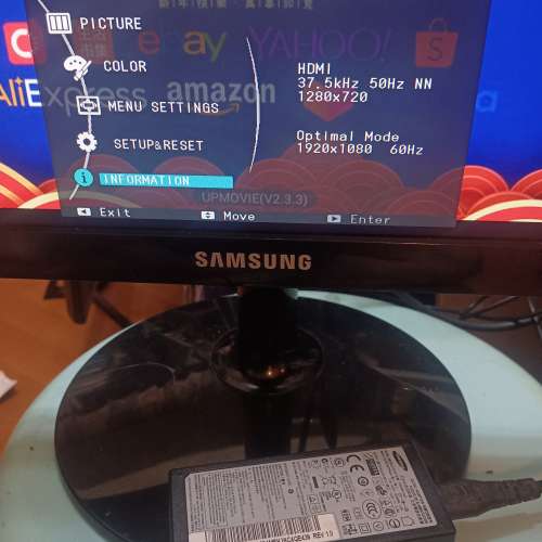 三星 Samsung S22C350H mon， 约22吋大，跟电源線 和 14 volt 火牛，沒有其他配件，...