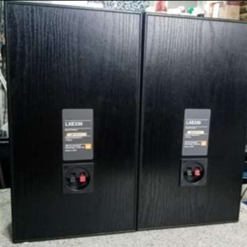 JBL LXE330