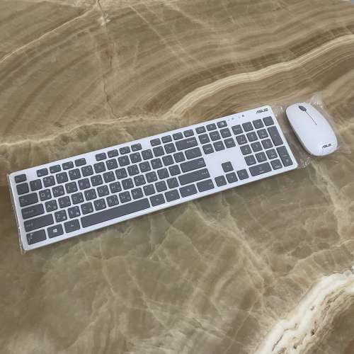 ASUS Wireless Keyboard & Mouse Kit 華碩鍵盤滑鼠組合