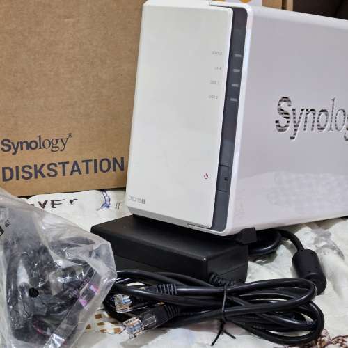 Synology NAS DS216J + 500GB HD