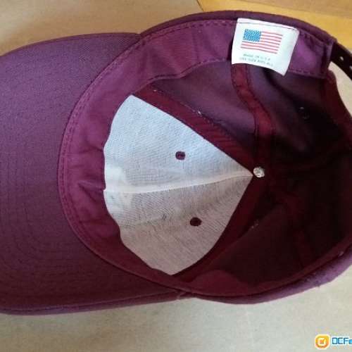 Made In USA 98%新 Burton Cap帽一頂