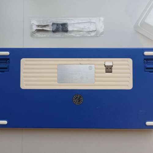 kzzi珂芝K75機械鍵盤無線 (2.4GHz, 藍牙) RGB燈光 - TTC 烈焰紫轴