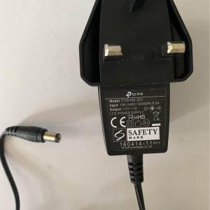 ADAPTOR output : 12V 1A