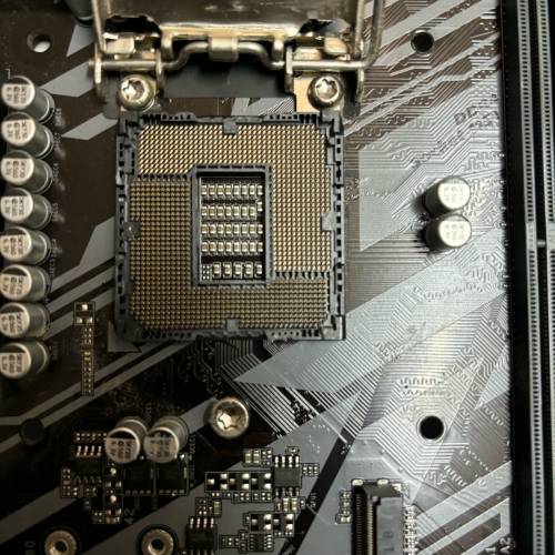 GIGABYTE z390 UD 底板