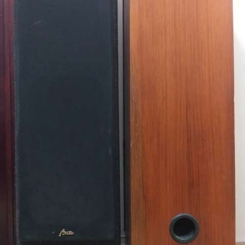 Bita 實心原木座地喇叭