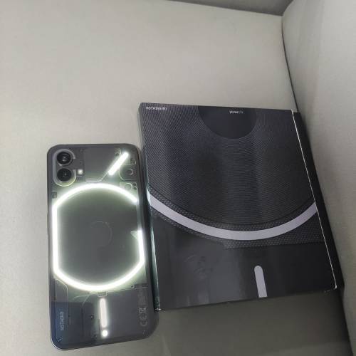 Nothing Phone (1 ) ［行貨有保，全套齊，新機一樣，功能正常］