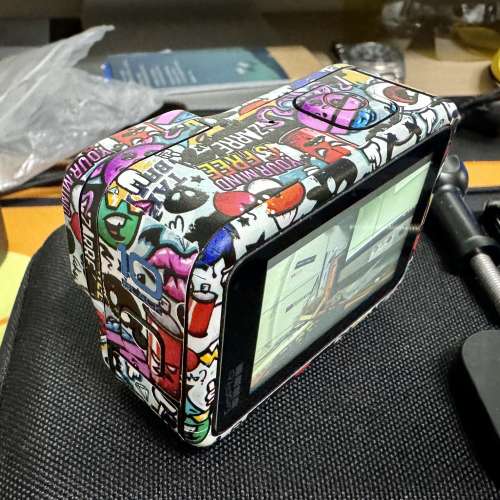 放少用 Gopro 10 98% 新，已貼前後Mon 貼，機身貼，唔鍾意可搣走，跟Uianzi 磁吸快...