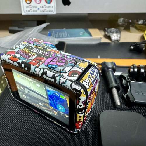 放少用 Gopro 10 98% 新，已貼前後Mon 貼，機身貼，唔鍾意可搣走，跟Uianzi 磁吸快...