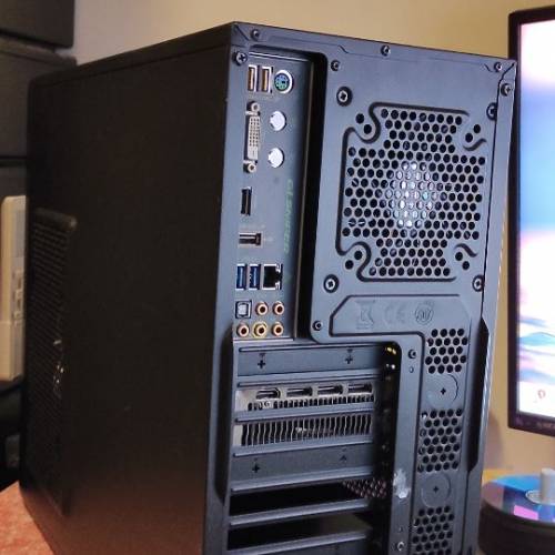 中階電腦Intel七代i5/16GB/RX470 4GB/512GB SSD/1TB HDD/WIN10正版