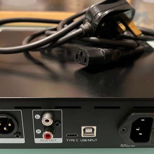 Hifiman EF400 R2R DAC 耳擴