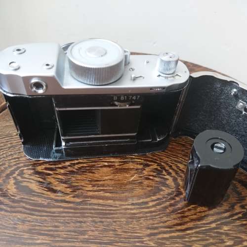 經典名機 Robot iia w/Biotar 4cm/f2