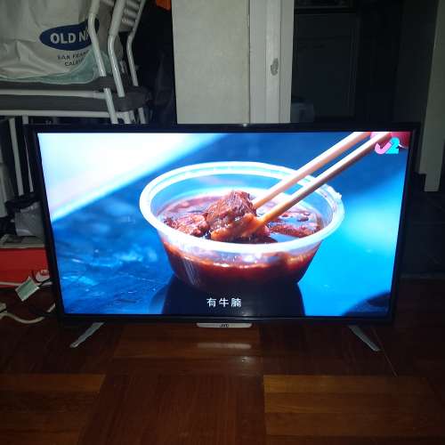 JVC 32&rdquo; LED iDTV