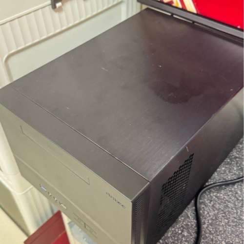 （電腦清貨最後機會）慳電Intel 10核20線伺服器級電腦