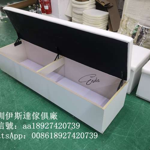 茶餐西餐卡位梳化訂造、儲物掀蓋梳化、真皮梳化、餐廳傢俱訂造工廠、防火板軟包卡座...