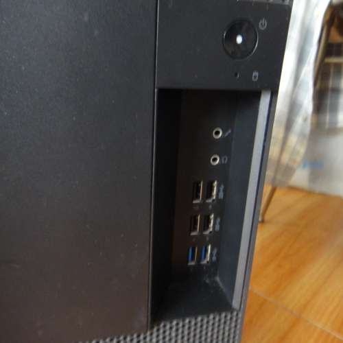 Lenovo ThinkCentre 主機 i7-8700 3.2Ghz 16G Ram 256GB M.2及1TB雙硬 WiFi藍芽 企業...