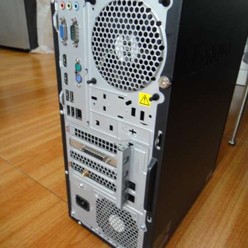 Lenovo ThinkCentre 主機 i7-8700 3.2Ghz 16G Ram 256GB M.2及1TB雙硬 WiFi藍芽 企業...