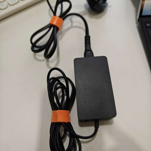 (誠信賣家) SURFACE PRO 8 - 原 8+128 , 換了1T 海盜船 MP600 MINI