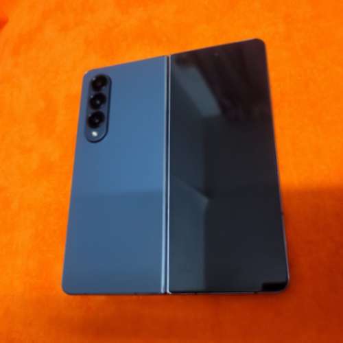 99%新 Samsung Z Fold 4 12+256GB  香港行貨,有單保養至2024年3月
