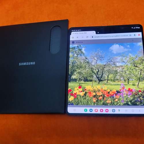 99%新 Samsung Z Fold 4 12+256GB  香港行貨,有單保養至2024年3月