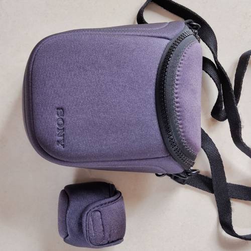 Sony E 18-200mm F3.5-6.3 OSS
SEL18200