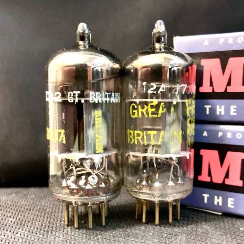 12au7英國貓乸代工金腿1960年一對 ecc82 Gt Britain Mullard製造 B5G8 B0H5