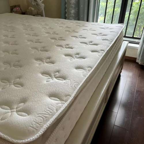 五星級席夢思床墊22cm