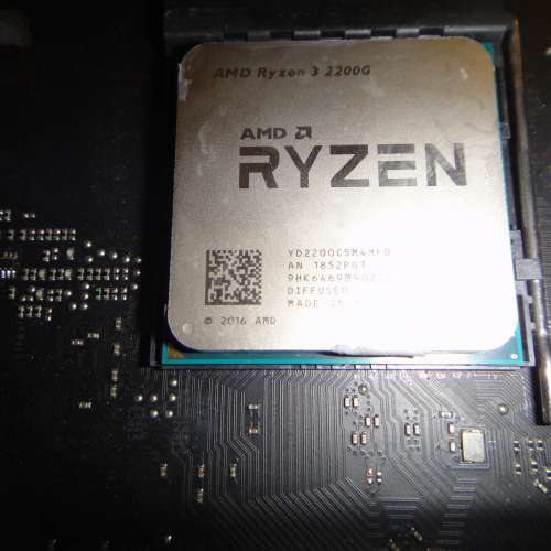 AMD Ryzen 3 2200G 3.5GHz Socket AM4