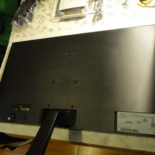 Samsung 23.5全高清超薄顯示器 LS24F350FHCXXK