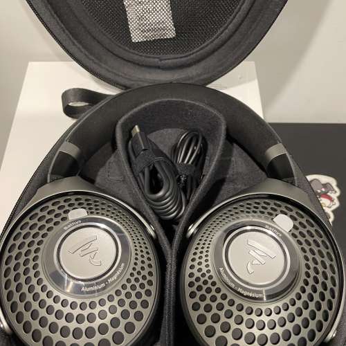 Focal Bathys 頭戴式降噪無線耳機