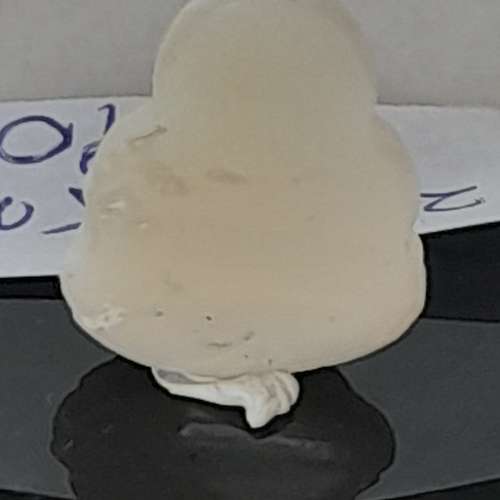 澳洲澳寶opal精雕觀音/佛公小擺件，配黑瑪瑙底座,收藏家佳選，價錢/尺碼如照片顯示...