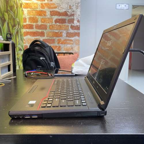 [日本制🇯🇵] Fujitsu LIFEBOOK E547 (Core i5 / 14" 全高清 / Win 11 Pro / 永久O...