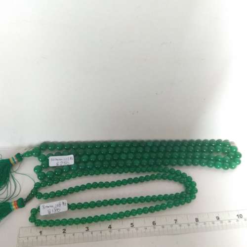 馬來玉108念珠。8mm 約30寸，180元，10mm 40 寸250元，圓滑好水頭。一手兩條打八折...