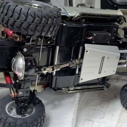 Tamiya 1/10 R/C Toyota Hilux