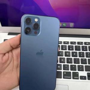 Apple iPhone 12 Pro Max 512G 6.7寸大螢幕，5G 雙卡雙待機，可同時是用兩張實體卡...