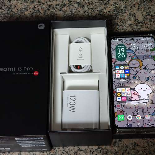 $3,700 小米13pro 國行，有晒 google 框架，12+256 綠色(陶瓷) Leica 攝影，保養至...