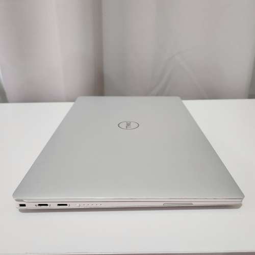 Dell XPS 13 - 7390