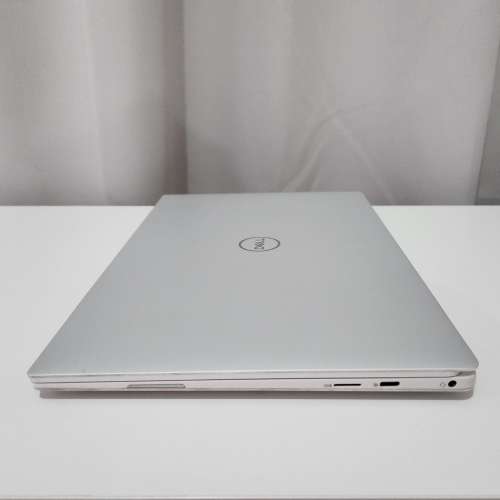 Dell XPS 13 - 7390