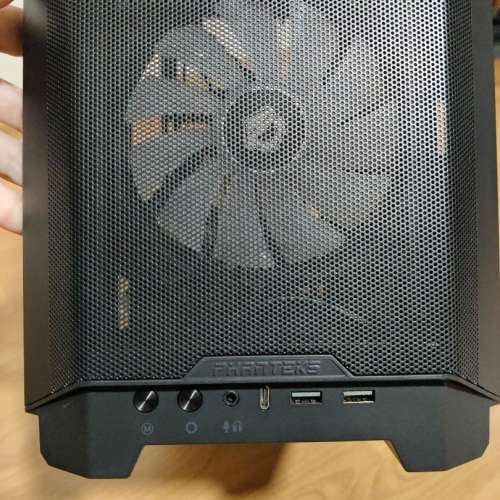 Phanteks ECLIPSE P200A ITX