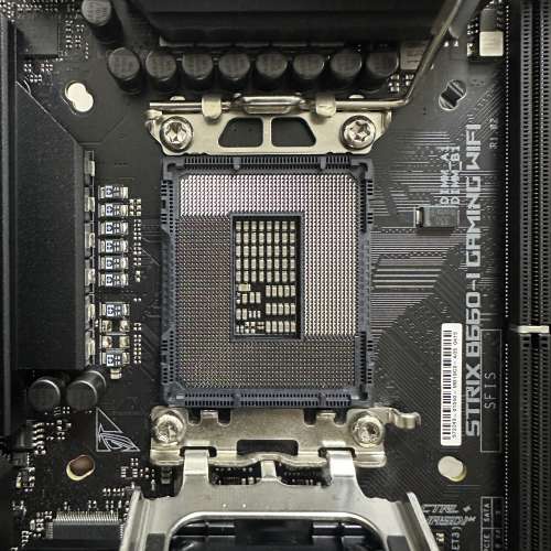 Asus B660i gaming WiFi DDR5 full set 有保