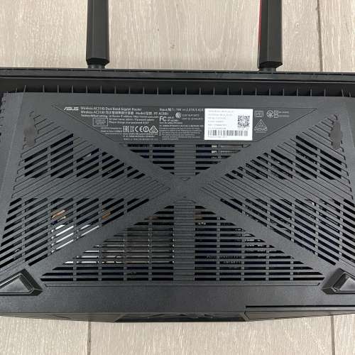 ASUS 華碩 RT-AC88U / AC 3100 無線路由器
