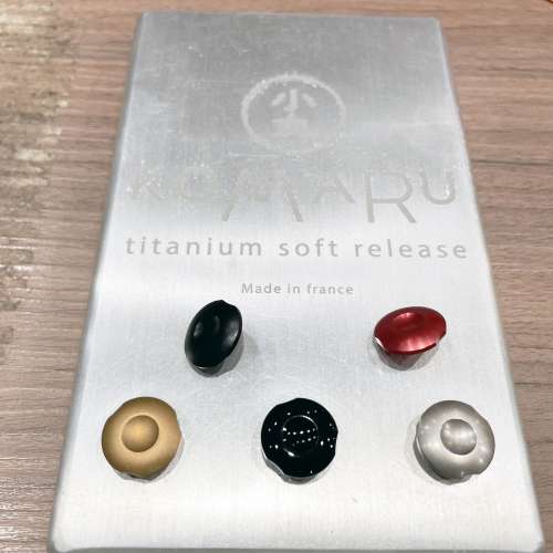 Komaru Soft Release Button