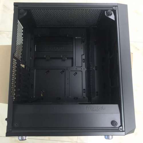 Fractal Design Meshify C Tempered Glass 機箱