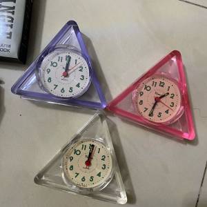 鬧鐘Triangle Alarm Clock